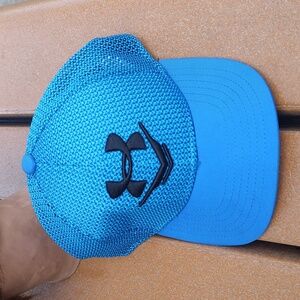 Under Armour Hat Mesh Blue Black Youth Embroidered Logo SnapBack Adjustable